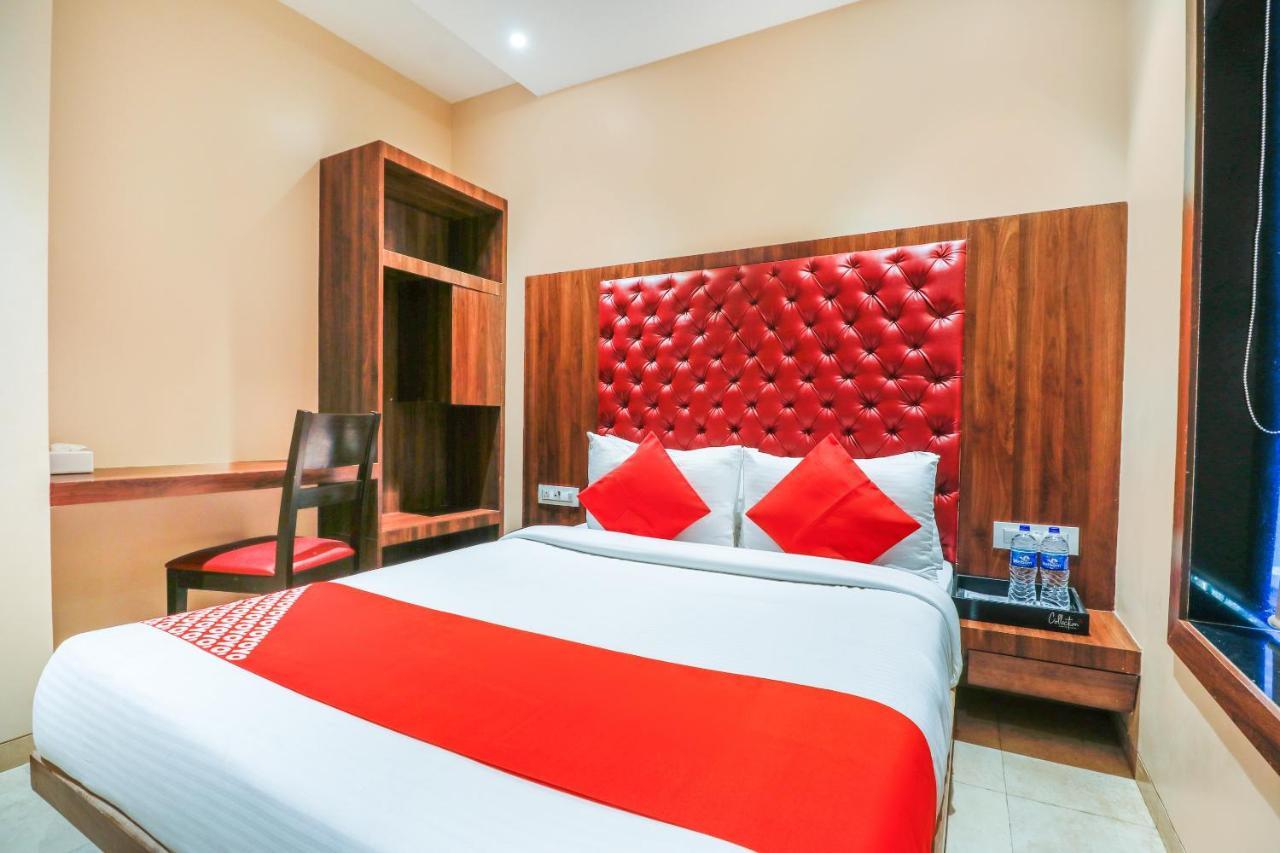 OYO 70475 Hotel Sea Breeze Mumbai  Buitenkant foto